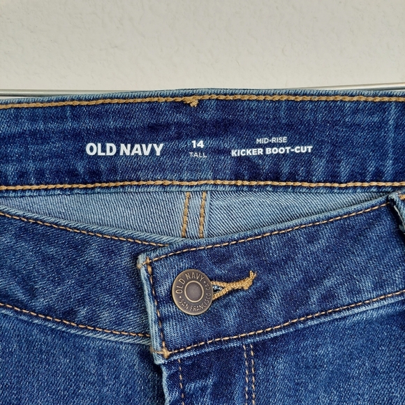 Old Navy Mid Rise Kicker Bootcut Jeans Size 14 Tall NWT - Picture 4 of 11